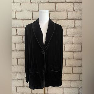 Max Studio Elegant Black Velvet Women's Jacket
